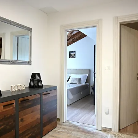 Markanovi Dvori By Interhome Imotski