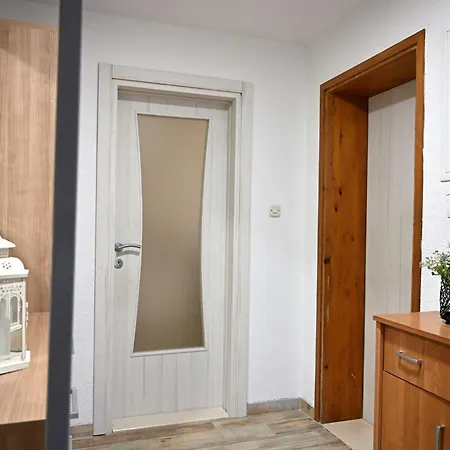 Markanovi Dvori By Interhome
