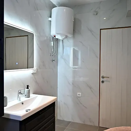 Markanovi Dvori By Interhome Imotski
