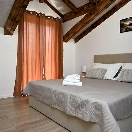 Markanovi Dvori By Interhome *